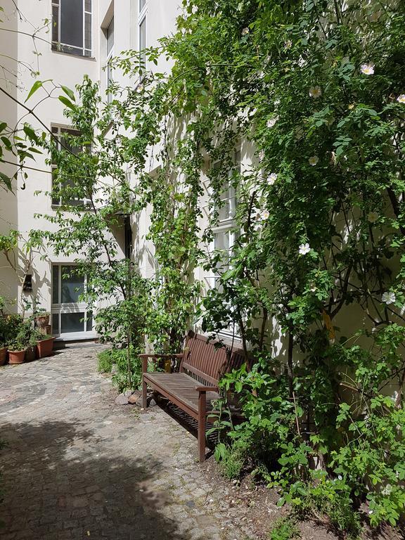 Gastein By Rockchair Apartments L Superhost Status L 2 Bedrooms Boxspringbeds 1,5 Bathrooms - Cozy Family & Business Flair Welcomes You! Berlin Eksteriør billede