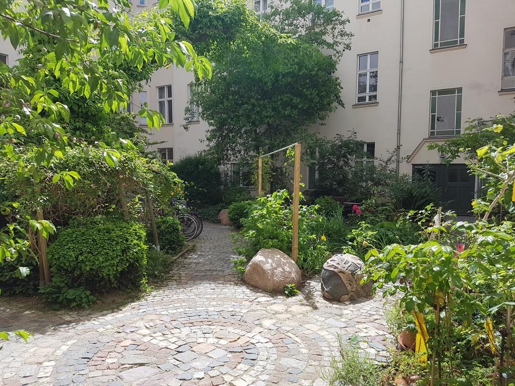 Gastein By Rockchair Apartments L Superhost Status L 2 Bedrooms Boxspringbeds 1,5 Bathrooms - Cozy Family & Business Flair Welcomes You! Berlin Eksteriør billede