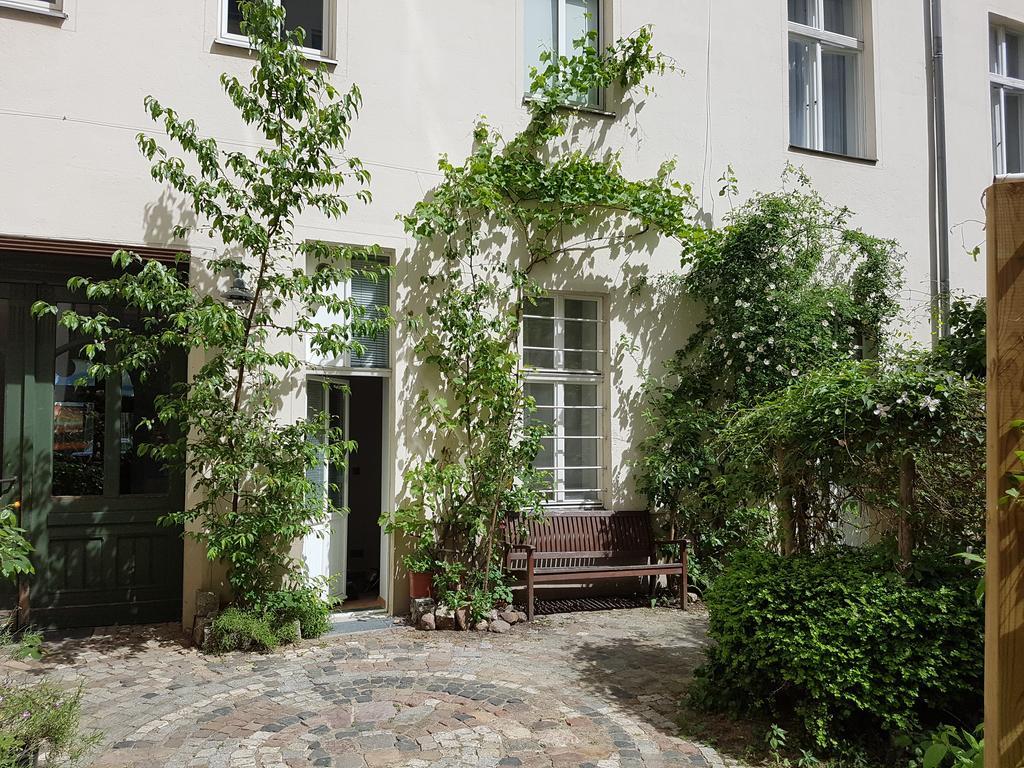 Gastein By Rockchair Apartments L Superhost Status L 2 Bedrooms Boxspringbeds 1,5 Bathrooms - Cozy Family & Business Flair Welcomes You! Berlin Eksteriør billede