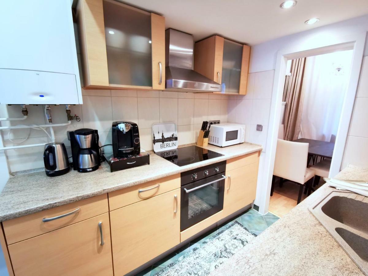 Gastein By Rockchair Apartments L Superhost Status L 2 Bedrooms Boxspringbeds 1,5 Bathrooms - Cozy Family & Business Flair Welcomes You! Berlin Eksteriør billede
